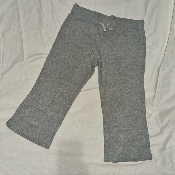 Vintage Y2K SweatPant Capri Pants with cute pockets! - Picture 2 of 16